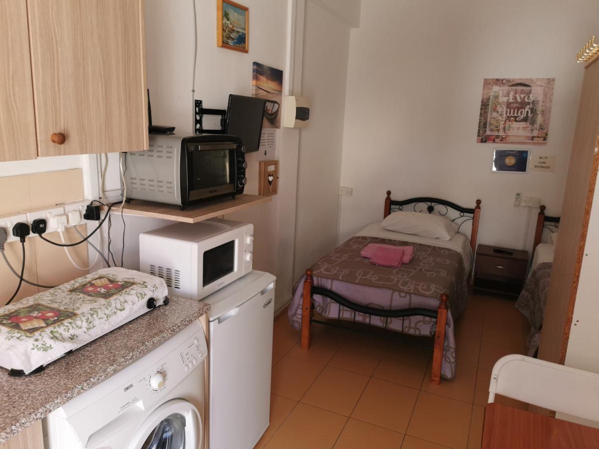 Nicosia Rooms Studios Экстерьер фото