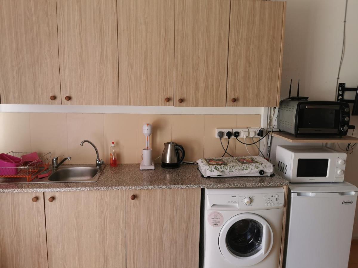 Nicosia Rooms Studios Экстерьер фото