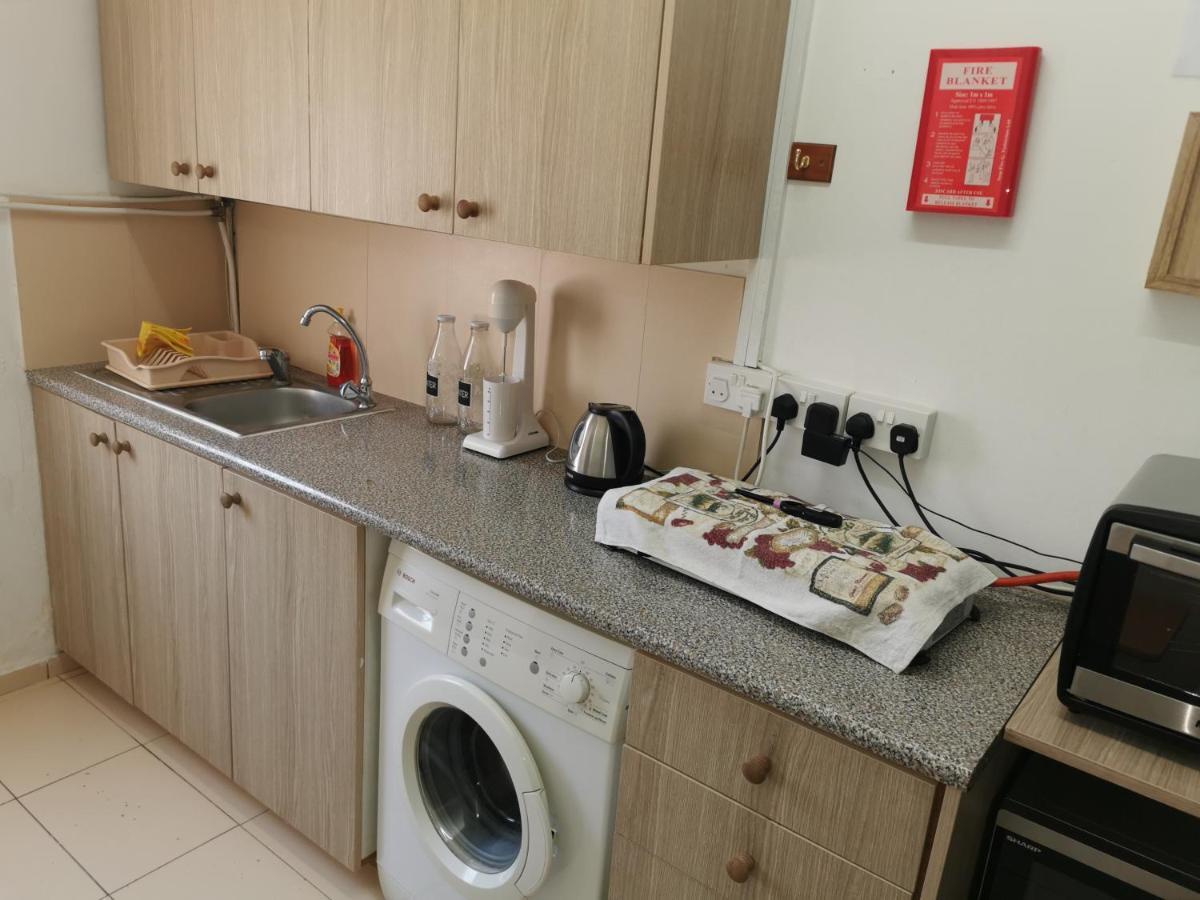 Nicosia Rooms Studios Экстерьер фото