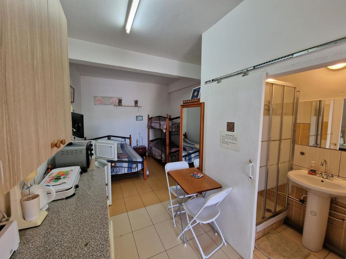 Nicosia Rooms Studios Экстерьер фото